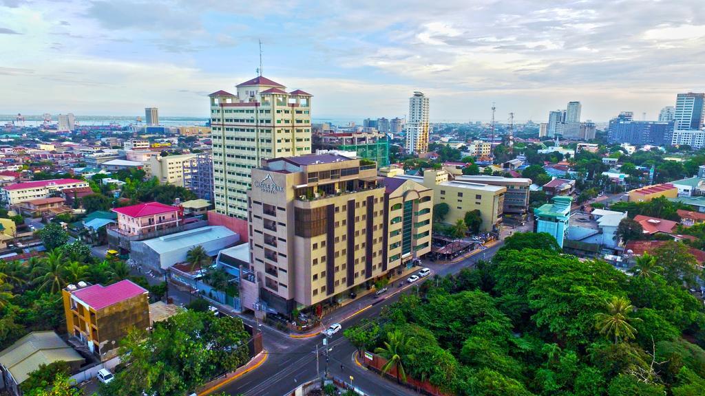 Castle Peak Hotel Cebu Buitenkant foto